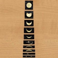Sticker guitare touche faces de lune noir pearl