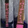 Sticker guitare touche végétal rose